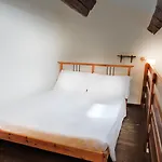 Della Biscia Lägenhetshotell Ferrara