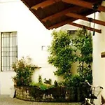 Della Biscia Lägenhetshotell 3*