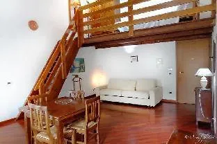 Della Biscia Lejlighedshotel