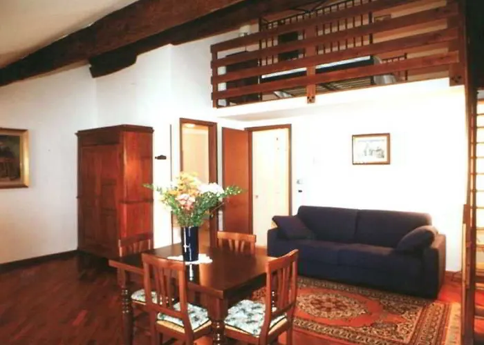 Della Biscia Apartahotel